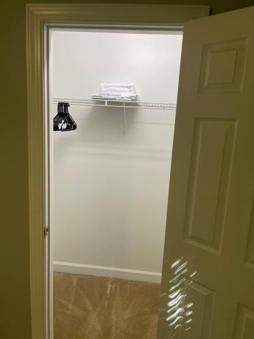 Apartament Simple Elegant Townhouse Dt Raleigh Ncsu Zewnętrze zdjęcie