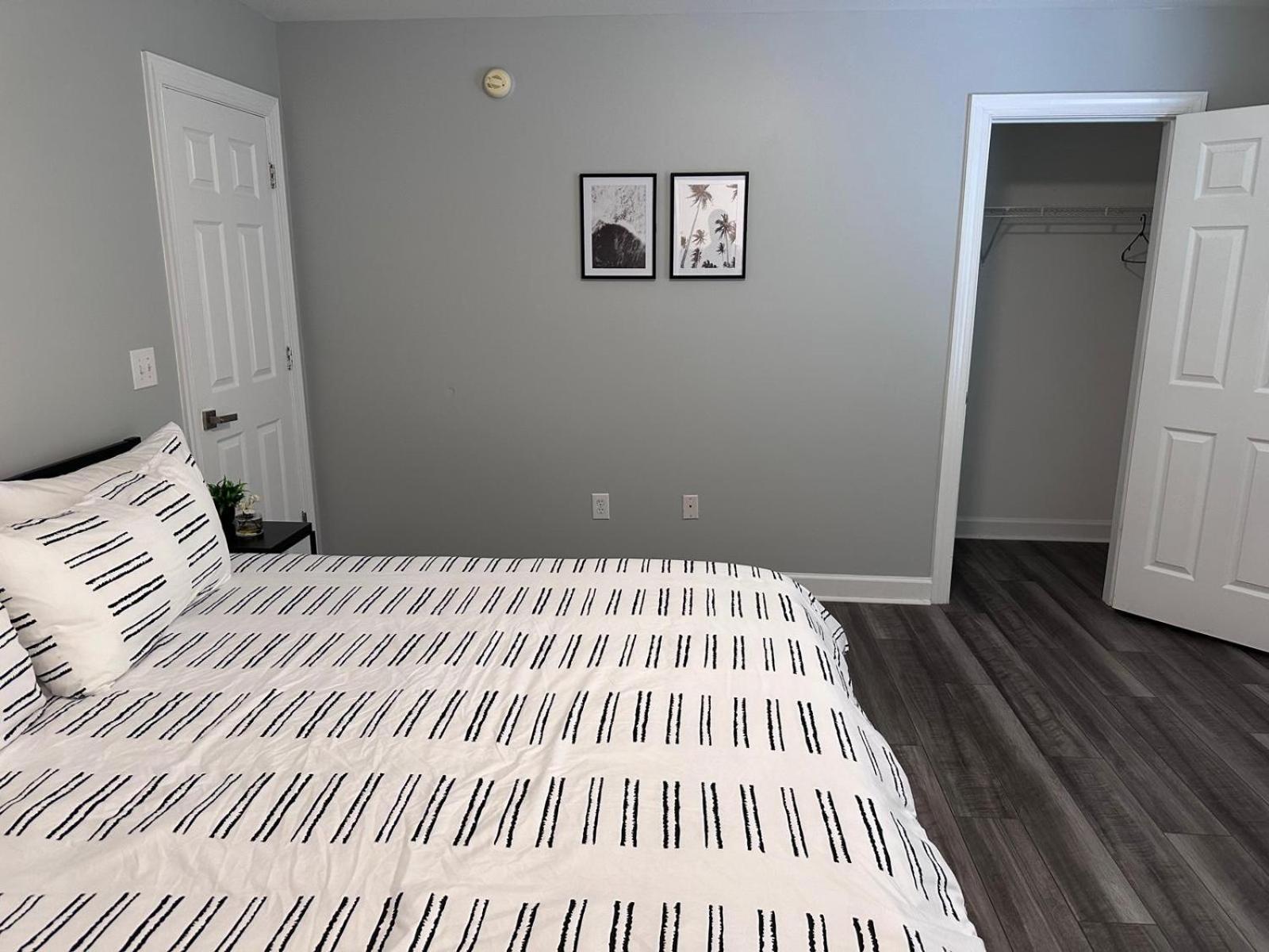 Apartament Simple Elegant Townhouse Dt Raleigh Ncsu Zewnętrze zdjęcie